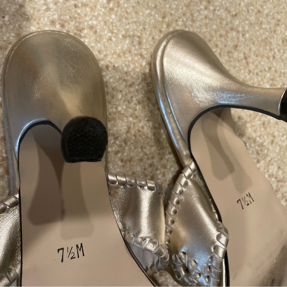 Jack Rodgers,heals,silver, wore 2 times, sprained ankle- unable to wear-ADORABLE - Picture 3 of 9